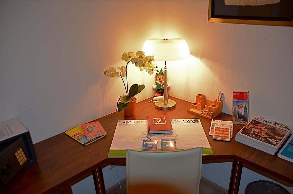 Apartment Philadelphia Wenen Kamer foto