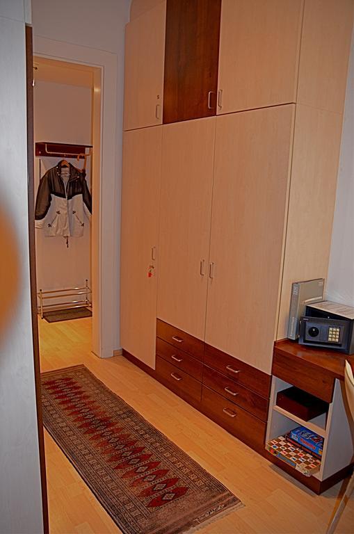 Apartment Philadelphia Wenen Kamer foto
